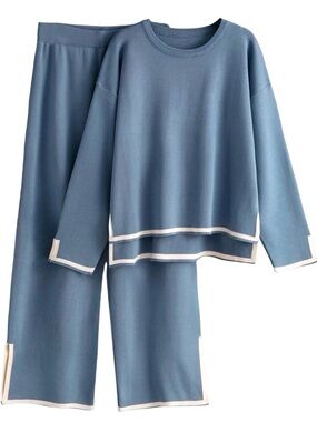 Soft Piped Copen Blue & White Spring/Summer Ensemble M